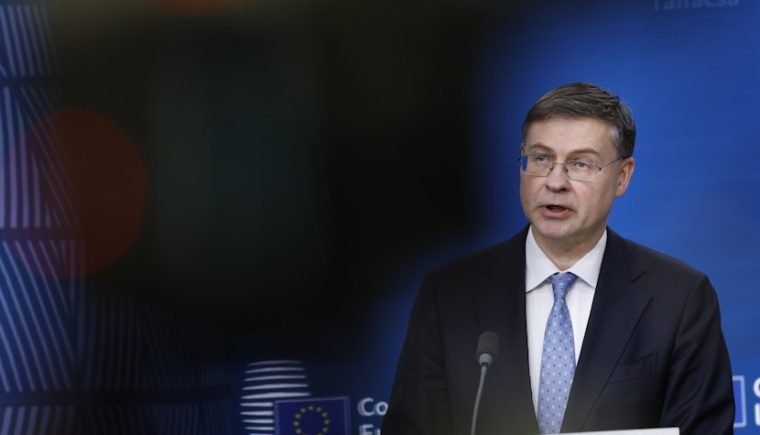 Comisarul european pentru economie vine la București pentru discuții cu privire evoluțiile bugetare și PNRR