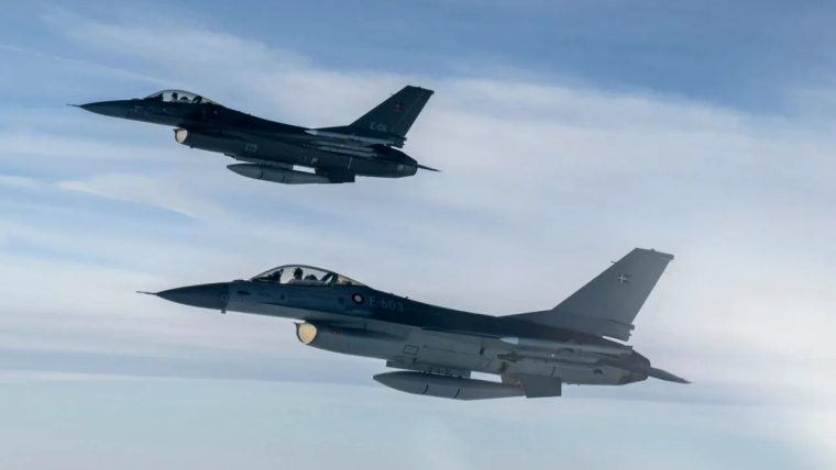 Aeronavă rusească, în zbor de recunoaștere deasupra Mării Baltice. Polonia a ridicat avioane de luptă