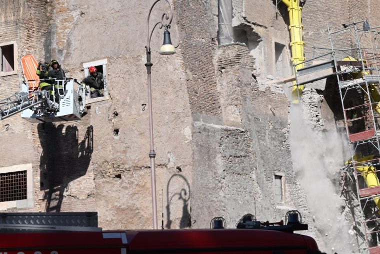 Roma declară zi de doliu în memoria muncitorului român mort sub dărâmături