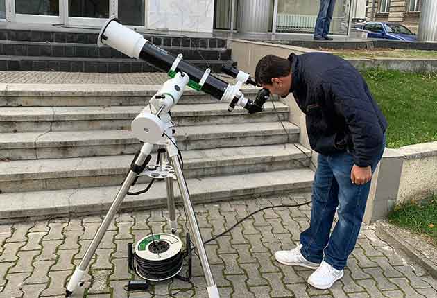 Observații astronomice la Mioveni, în centrul civic