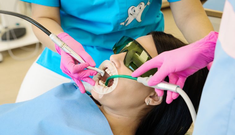 Clinica de medicină dentară Dr. TEO – Zâmbim oricând împreună! Igienizarea dentară profesională