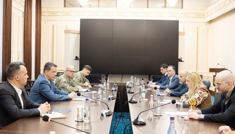 Fostul viceprimar Mihăilescu confirmă: îl consiliază pe ministrul Moşteanu despre drone şi buget