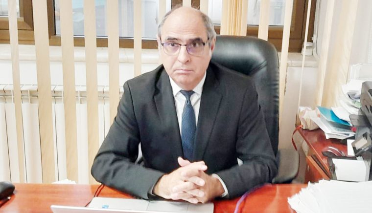 Scandalul digitalizării de la Evidenţa Populaţiei ia amploare! Viorel-Marian Badea, directorul din Argeş, îl face „incapabil” pe şeful său de la Bucureşti!