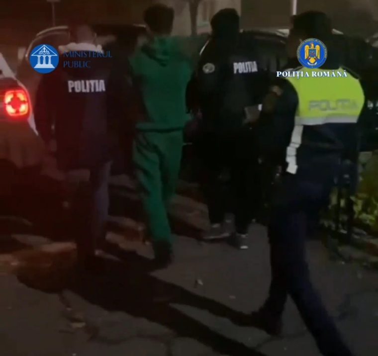 Argeș. A lăsat inconștient un bărbat pentru a-i lua telefonul