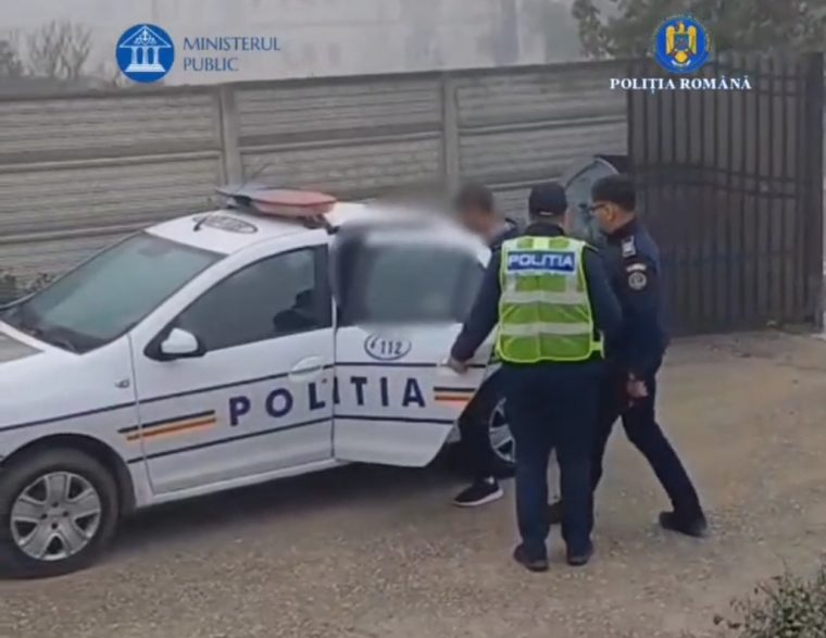 Video. Reținut de polițiștii din Ștefănești după ce și-a amenințat și lovit soția