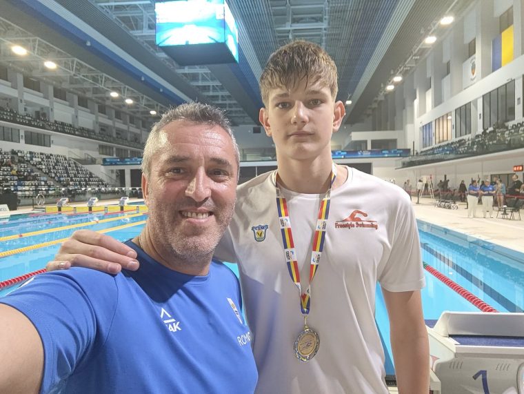 Înotătorul Matteo Mahalu de la CSM Pitești va participa la o importantă competiție europeană