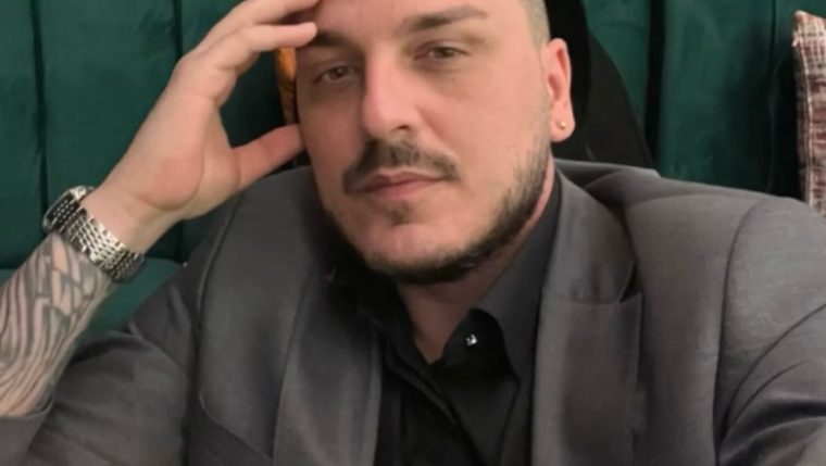 Alexandru Zidaru (Makaveli) și-a anunțat retragerea din cursa pentru Primăria Capitalei, pentru a o susține pe Anca Alexandrescu