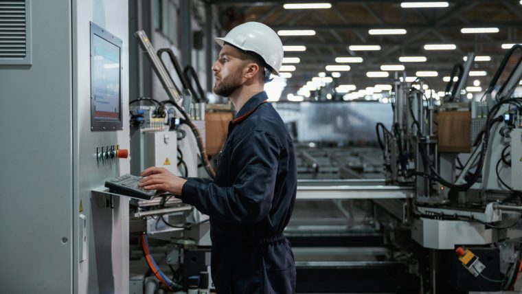 Fabrica din România care va deveni cea mai mare din lume