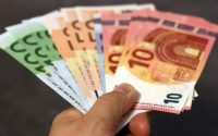 bani-euro-salariu-