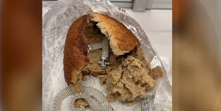 Doi români arestaţi în Elveţia după ce poliţiştii au găsit în maşina lor bijuterii ascunse în pâine