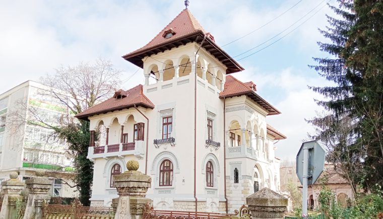 Se vinde o vilă de 900.000 de euro. Primăria Câmpulung nu se bagă