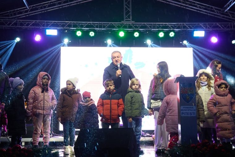 Video. Târgul de Crăciun Pitești 2025 s-a deschis oficial