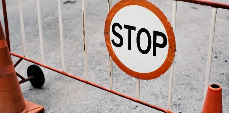 Argeș. Circulația închisă pe un drum județean din cauza precipitațiilor