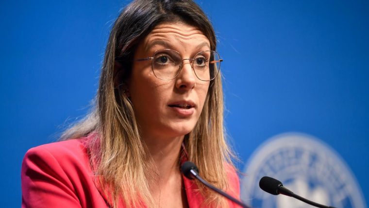 Ministra Mediului, Diana Buzoianu, va fi schimbată din funcție săptămâna viitoare