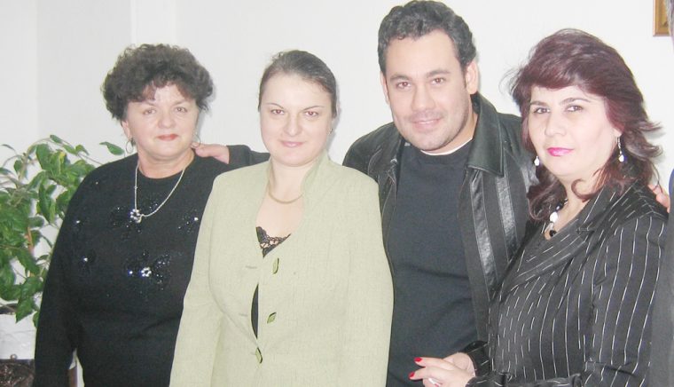 Scene din viaţa culturală piteşteană (154)