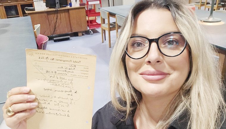 Presiunea socială asupra imaginii femeii, la Centrul Cultural Piteşti