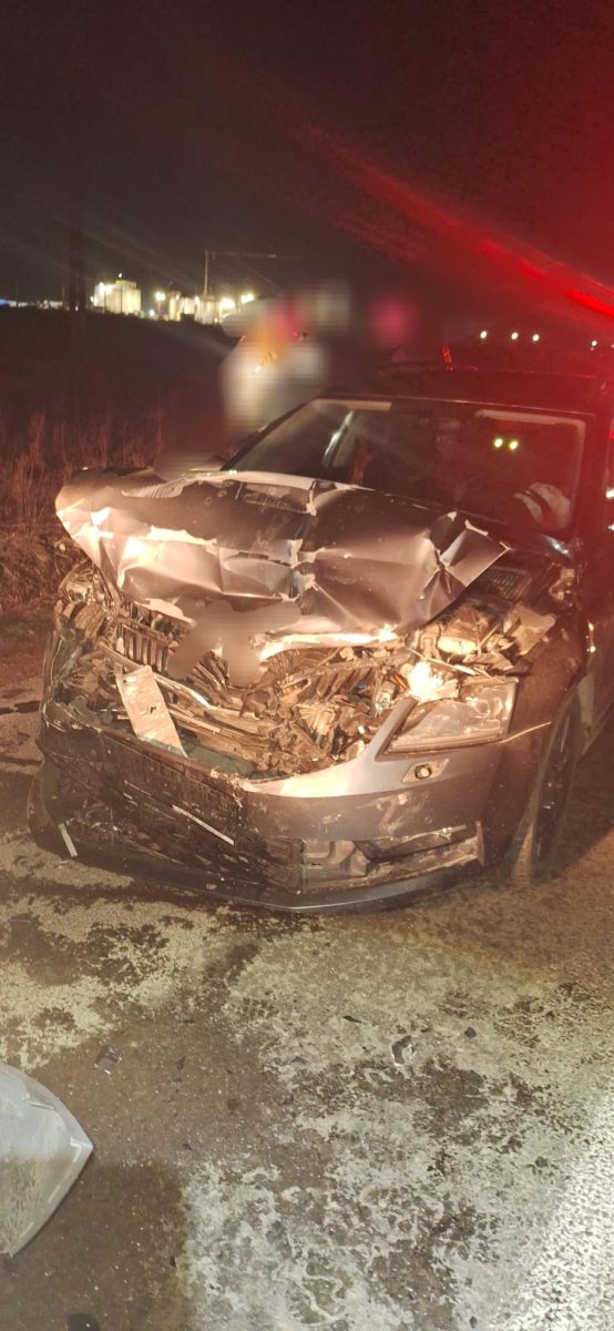 Accident în Oarja. Intervine ambulanța