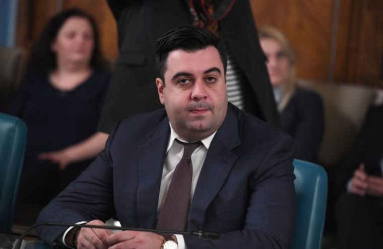 Fostul ministru al Transporturilor Răzvan Cuc, reținut. Este cercetat într-un dosar de corupție