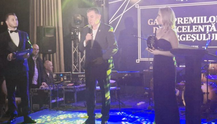 Ziarul „Argeşul” a marcat Gala Excelenţelor