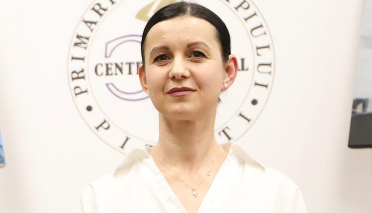 Alina Dinu, nemulţumită de lansarea de la Târgul „Gaudeamus”