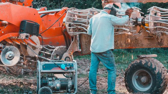 Aparatul de sudură MIG-MAG – soluția eficientă pentru repararea utilajelor agricole