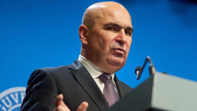 Ilie Bolojan semnalează posibile abuzuri în acordarea certificatelor de handicap: Birou vamal cu 11 vameși, din care 9 sunt persoane cu handicap