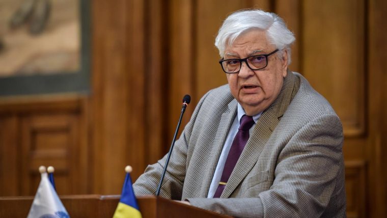 A murit renumitul economist și profesor Mircea Coșea