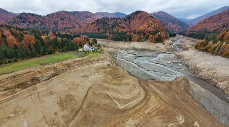 Amintiri dinaintea construirii Barajului Vidraru. „Unde e fundul lacului pășteau vaci și oi”