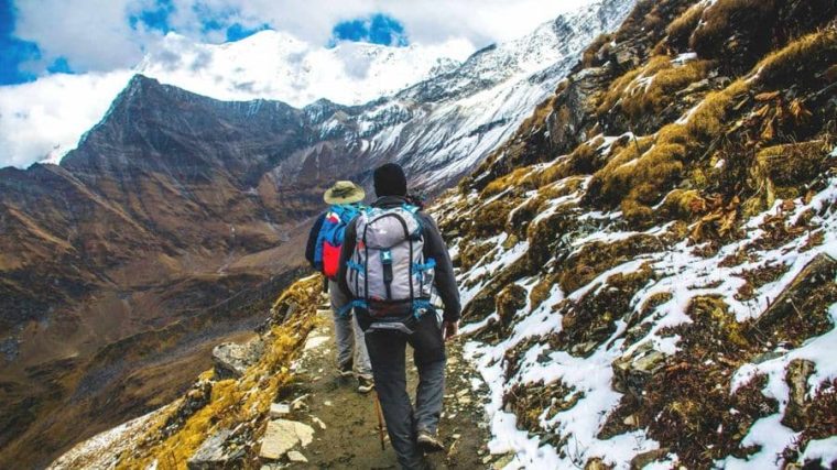 Un alpinist român a murit pe cel mai înalt vulcan activ din lume, în Chile