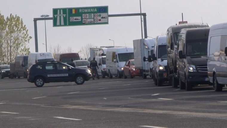 Aglomerație la frontieră de Crăciun: 52.000 de oameni au trecut granița