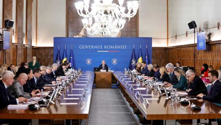 Doar patru argeșeni ajutați de Guvern