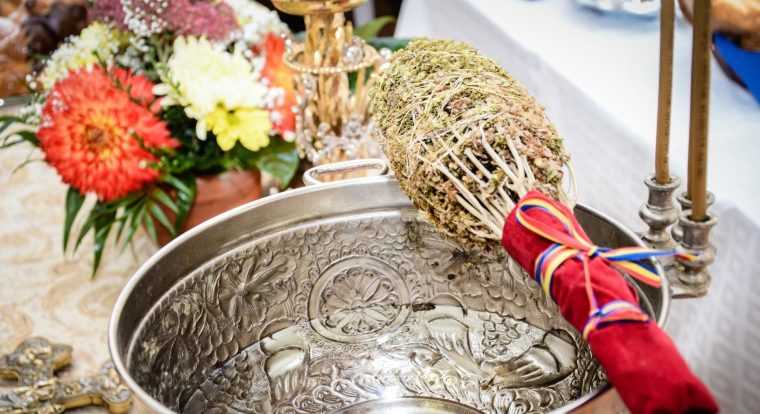 5 ianuarie – Ajunul Bobotezei: Tradiții și obiceiuri