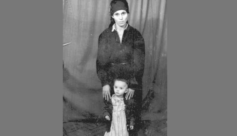 Ioana-Raluca Voicu-Arnăuţoiu: Portret al artistului la tinereţe (51)