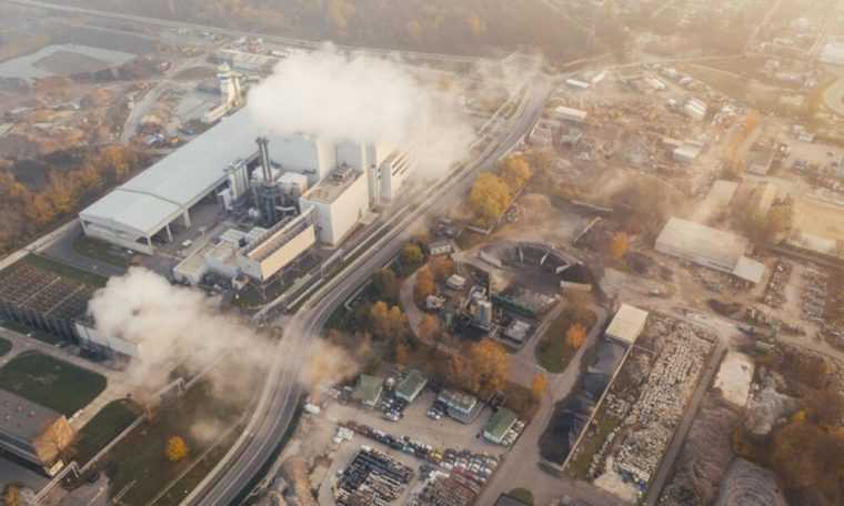 Pericol de otrăvire în Ciulnița din cauza unei fabrici de deșeuri animale