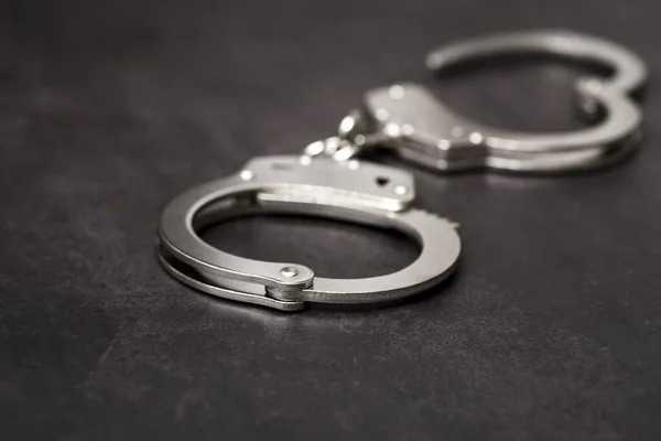 Fost căpitan al Rapidului, încătușat de poliție după un accident în nordul Capitalei