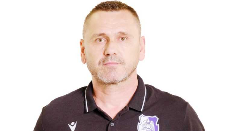 Sorin Căprărescu, team managerul de la FC Argeş Basketball, recunoaşte: „Chiar dacă am câştigat cu Steaua, jucătorii sunt încă blocaţi psihic după acea înfrângere de la Sibiu”