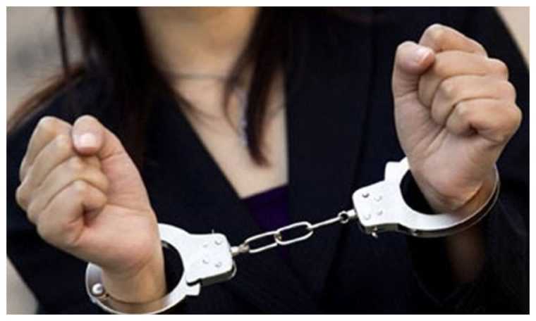 Femeie reținută pentru că și-a bătut soțul cu făcălețul