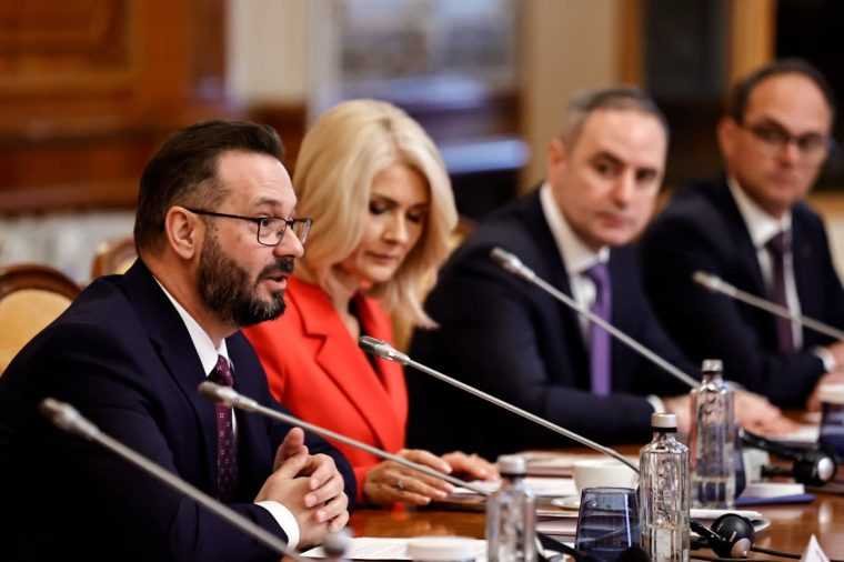 Senatorul Mihai Coteț, la Forumul „Dezvoltăm împreună România”: „Antreprenorii sunt motorul economiei”