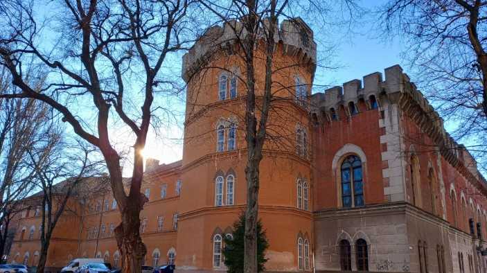 Descoperire șocantă la Timișoara: arsenal din Al Doilea Război Mondial scos la iveală în curtea Castelului Huniade