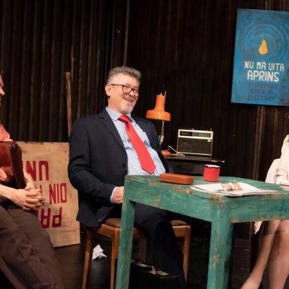 Comedie la „Davila”, duminică seara: „Dragoste și progres”