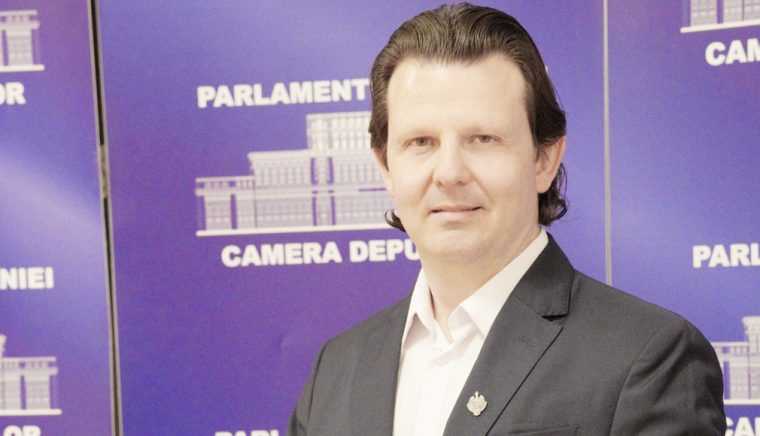 Declaraţia politică a deputatului de Argeş, Tudor Ionescu, Partidul S.O.S. România. Trădare la Bruxelles: locurile de muncă ale românilor, vândute Indiei!