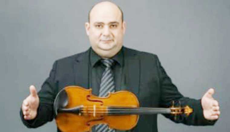 Violonistul Sebastian Tegzeşiu, solistul concertului de Mozart de la Filarmonica Piteşti