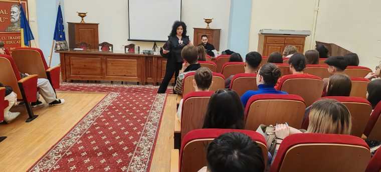 „Provocări nevăzute în lumea văzută”Colegiul Național „Ion C. Brătianu” Pitești 