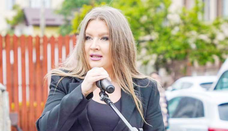 Campania „Fără bullying în şcolile argeşene”. Prefecta Ioana Făcăleaţă cheamă elevii, părinţii şi directorii la discuţii