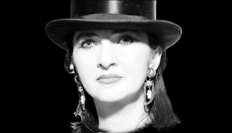 Christine Bernadette Rousseau – cea mai premiată scriitoare din Argeş