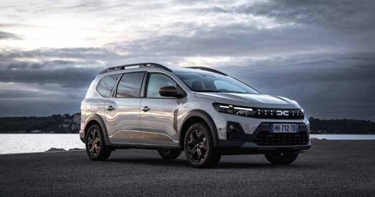 Noua Dacia Jogger poate fi comandată de azi în România