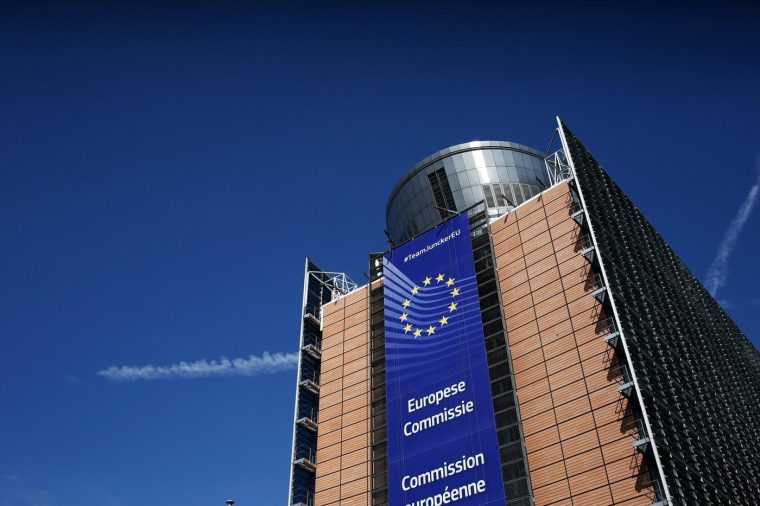 Percheziții la Comisia Europeană în legătură cu vânzarea unor proprietăți