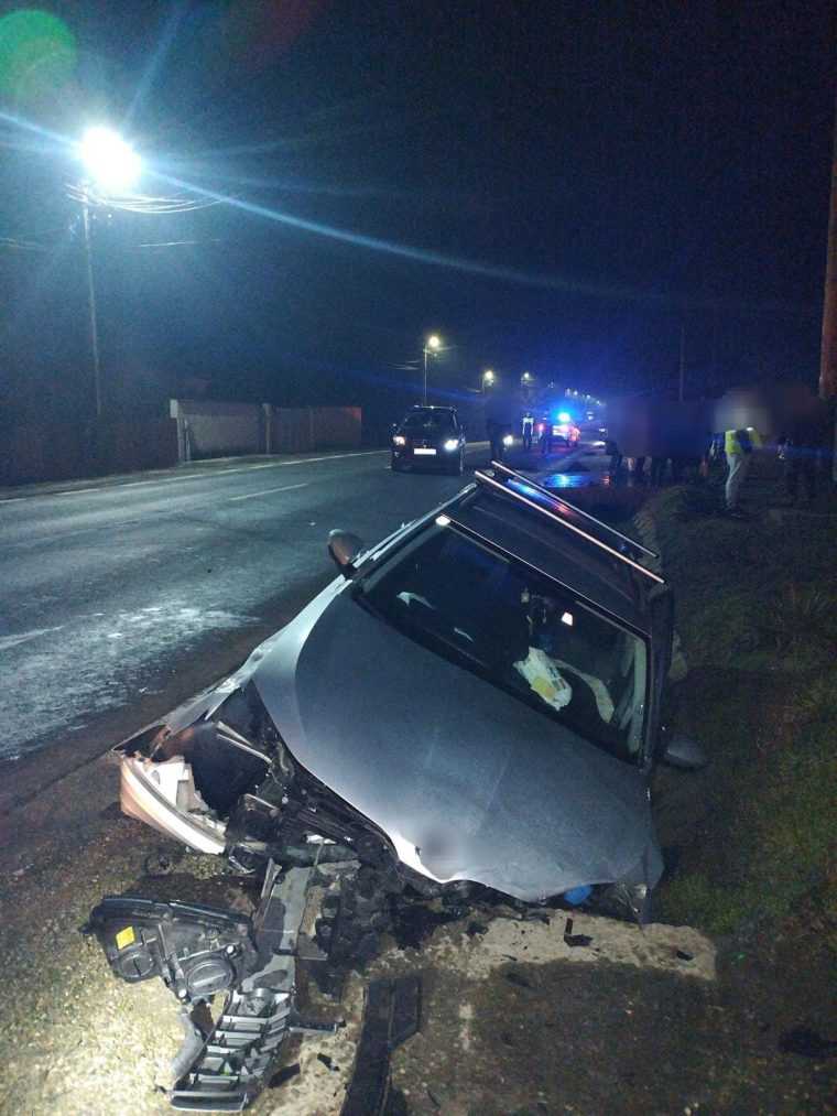 Doi copii preluați de SMURD după un accident produs la Drăganu