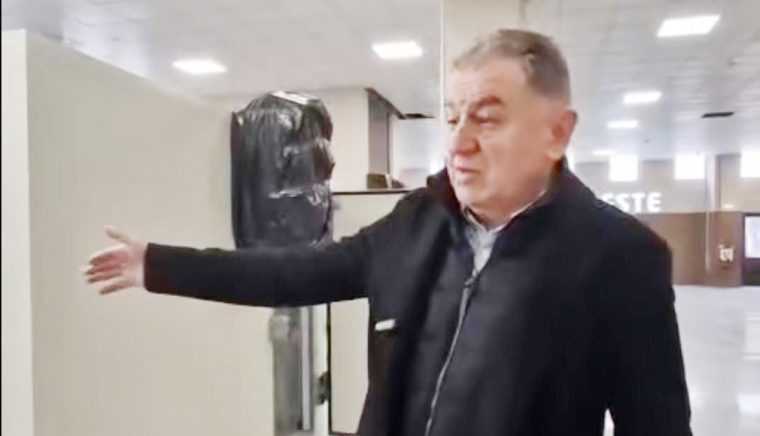 Piaţa Ceair, modernizată. Primarul Cristian Gentea: „Vom avea condiţii civilizate de acum înainte şi piteştenii vor fi mulţumiţi”