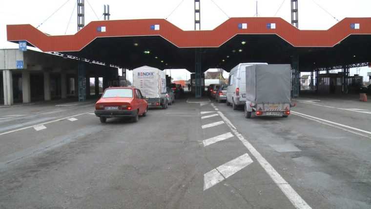 DGA. Polițist reținut pentru mită la frontieră. Câți bani a luat de la un șofer bulgar